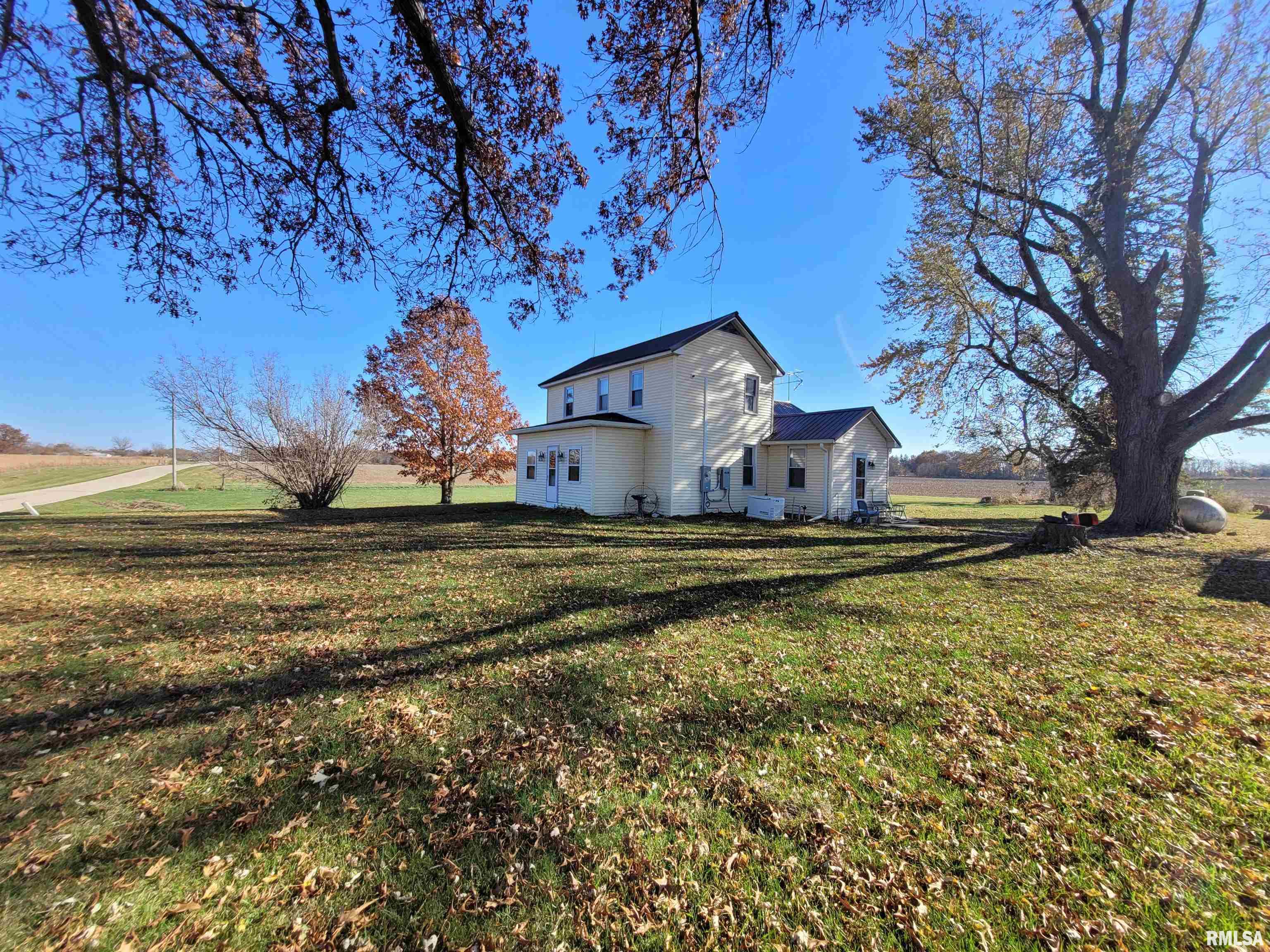 13839 East Azbell Road Cuba, IL 61427 - Photo 3 of 16