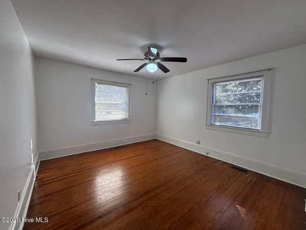 $1,600 | 323 North 18th Street, Wilmington, NC 28405