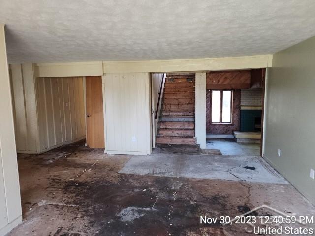10090 Beecher Road Flushing, MI 48433 - Photo 8 of 37