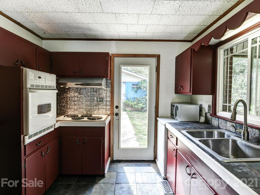 51 Jaffe Road Rosman, NC 28772 - Photo 11 of 40 Gallery Image 11