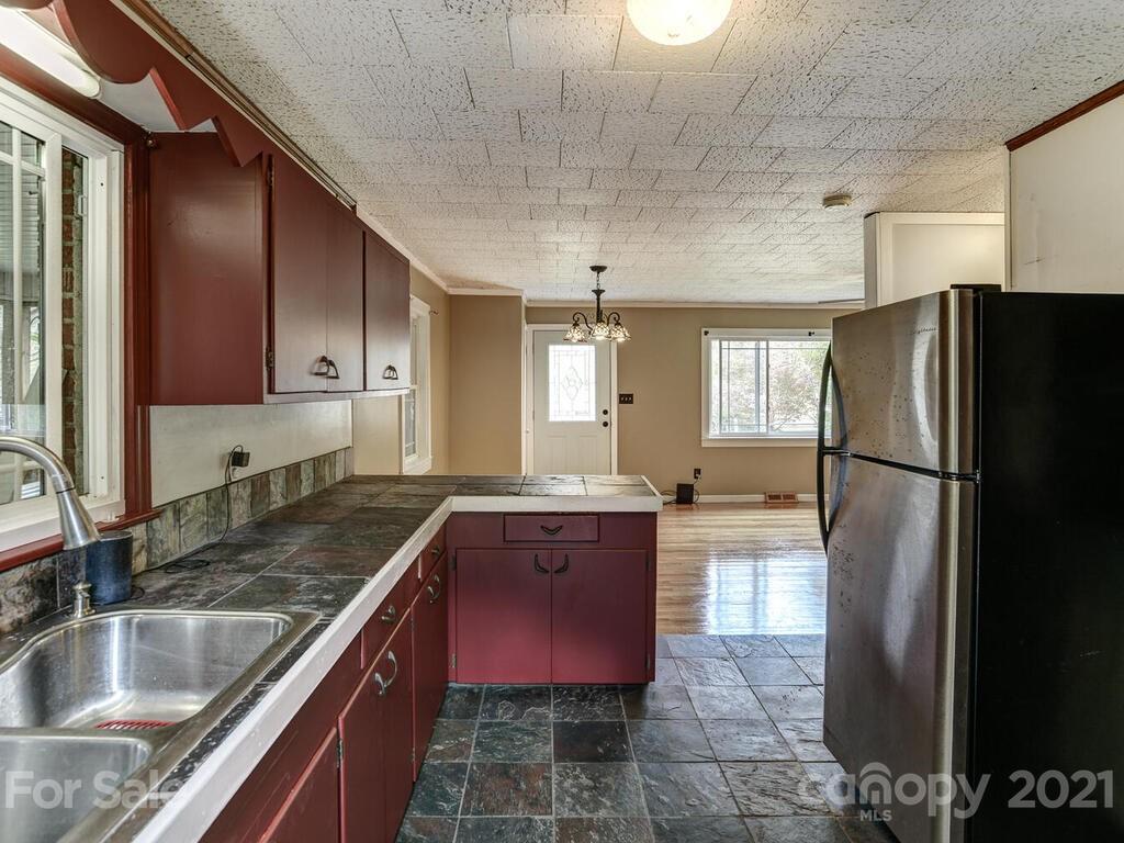 51 Jaffe Road Rosman, NC 28772 - Photo 12 of 40 Gallery Image 12