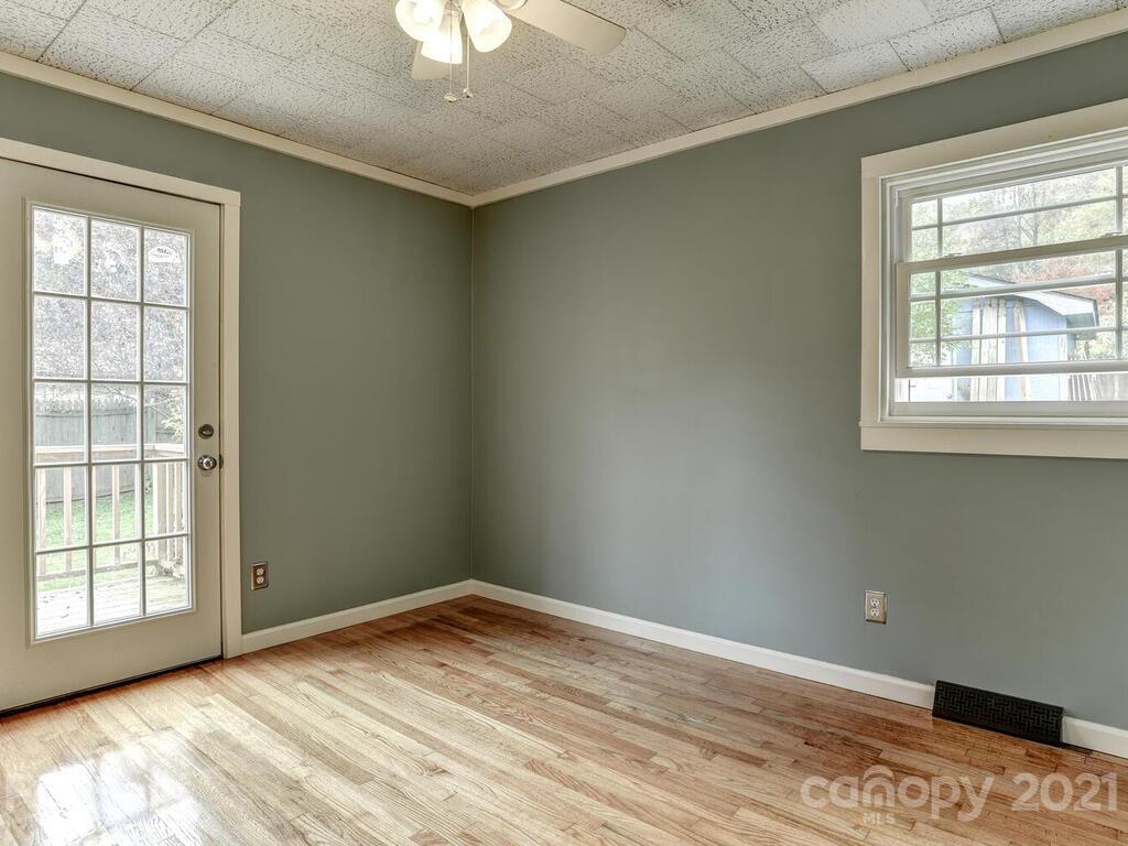 51 Jaffe Road Rosman, NC 28772 - Photo 17 of 40 Gallery Image 17