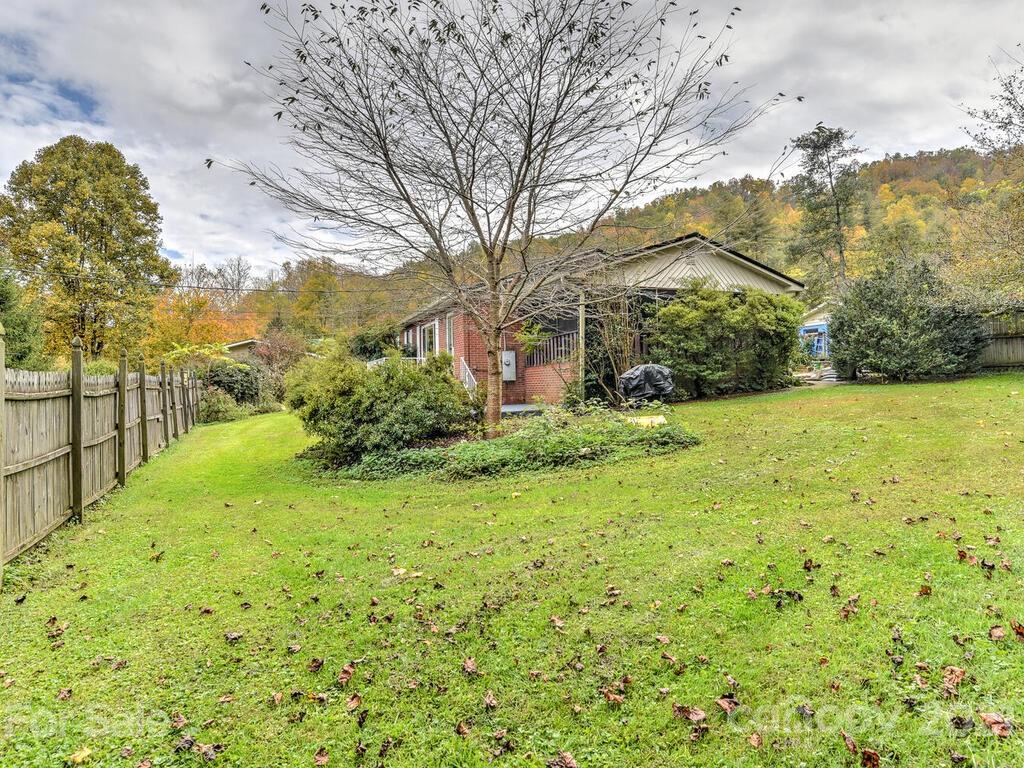 51 Jaffe Road Rosman, NC 28772 - Photo 24 of 40 Gallery Image 24