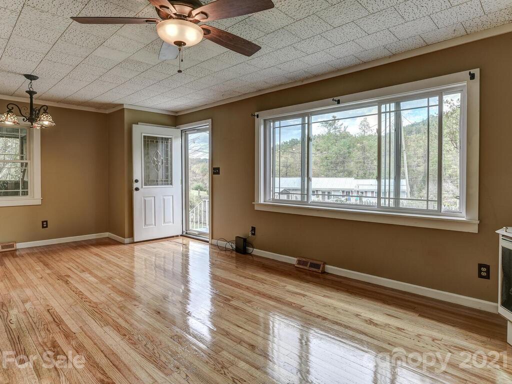 51 Jaffe Road Rosman, NC 28772 - Photo 6 of 40 Gallery Image 6