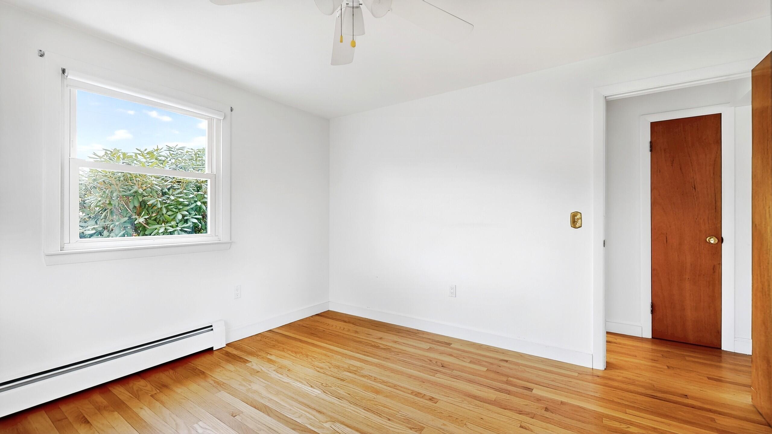 23 Kenneth Road South Portland, ME 04106 - Photo 18 of 45 23-Kenneth-Rd-South-Portland-10272025_16