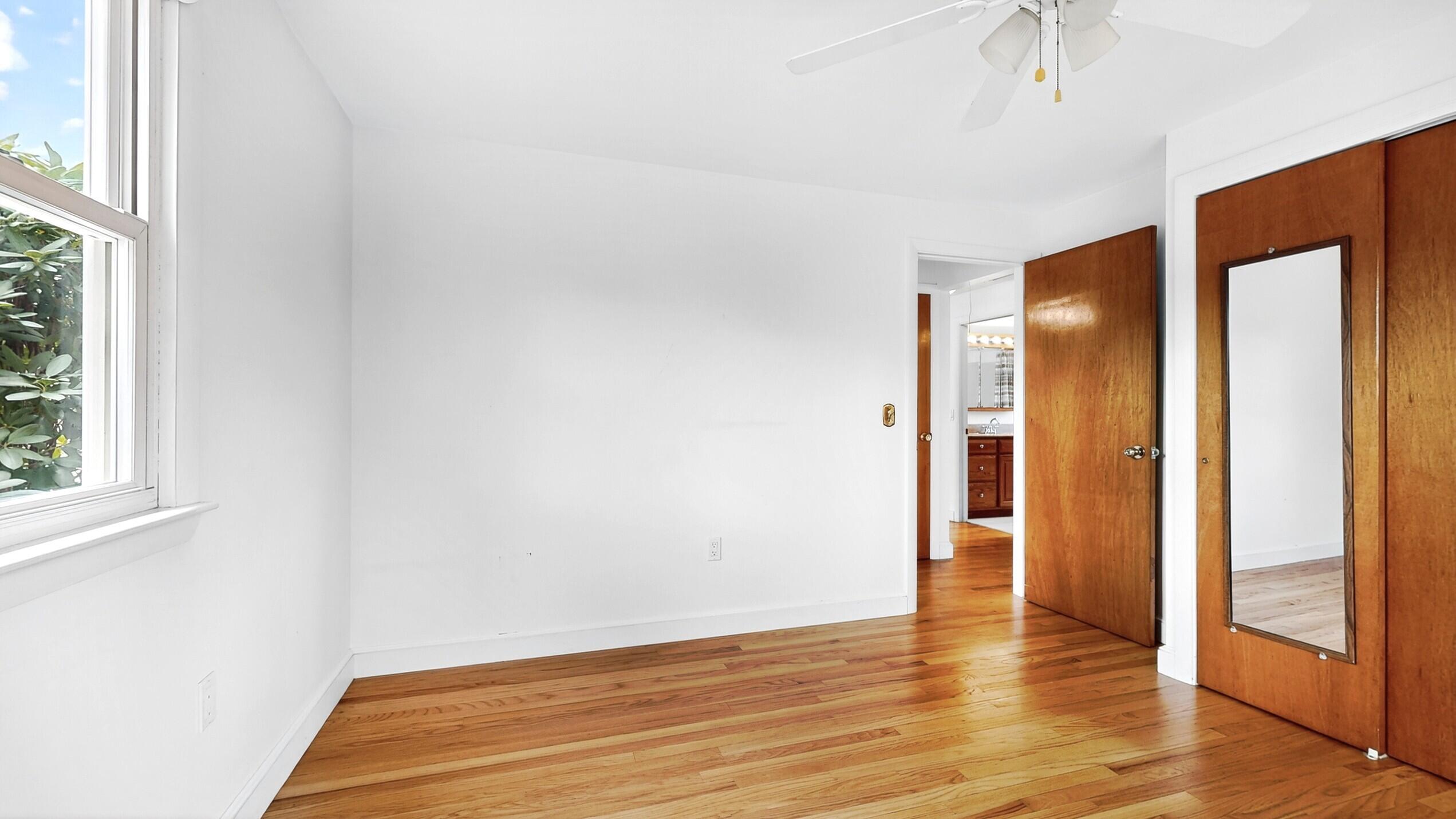 23 Kenneth Road South Portland, ME 04106 - Photo 19 of 45 23-Kenneth-Rd-South-Portland-10272025_16