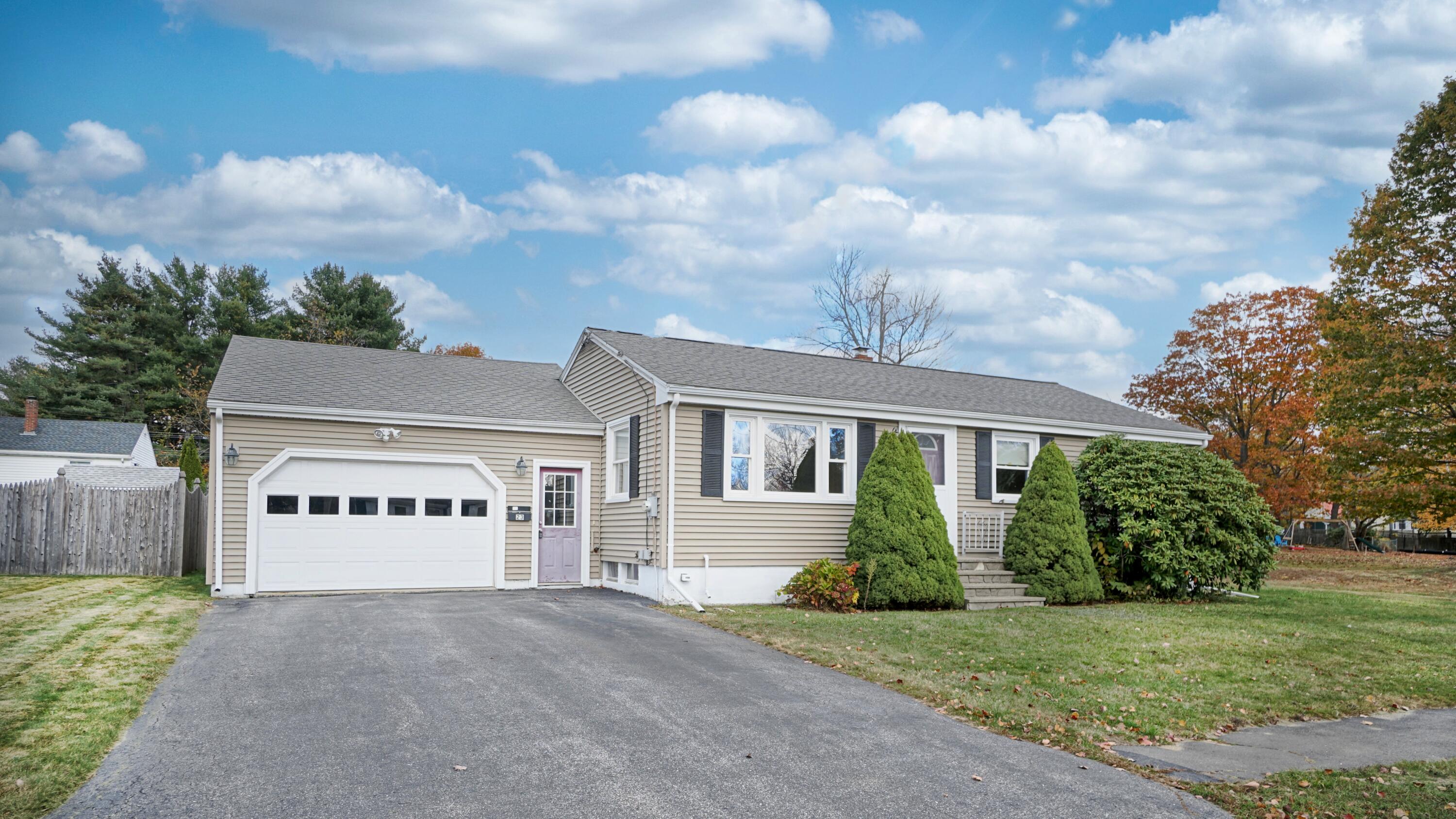 23 Kenneth Road South Portland, ME 04106 - Photo 2 of 45 DSC00643