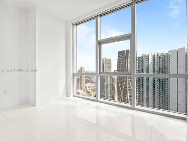$9,800 | 851 Northeast 1st Avenue, Unit 4801, Miami, FL 33132
