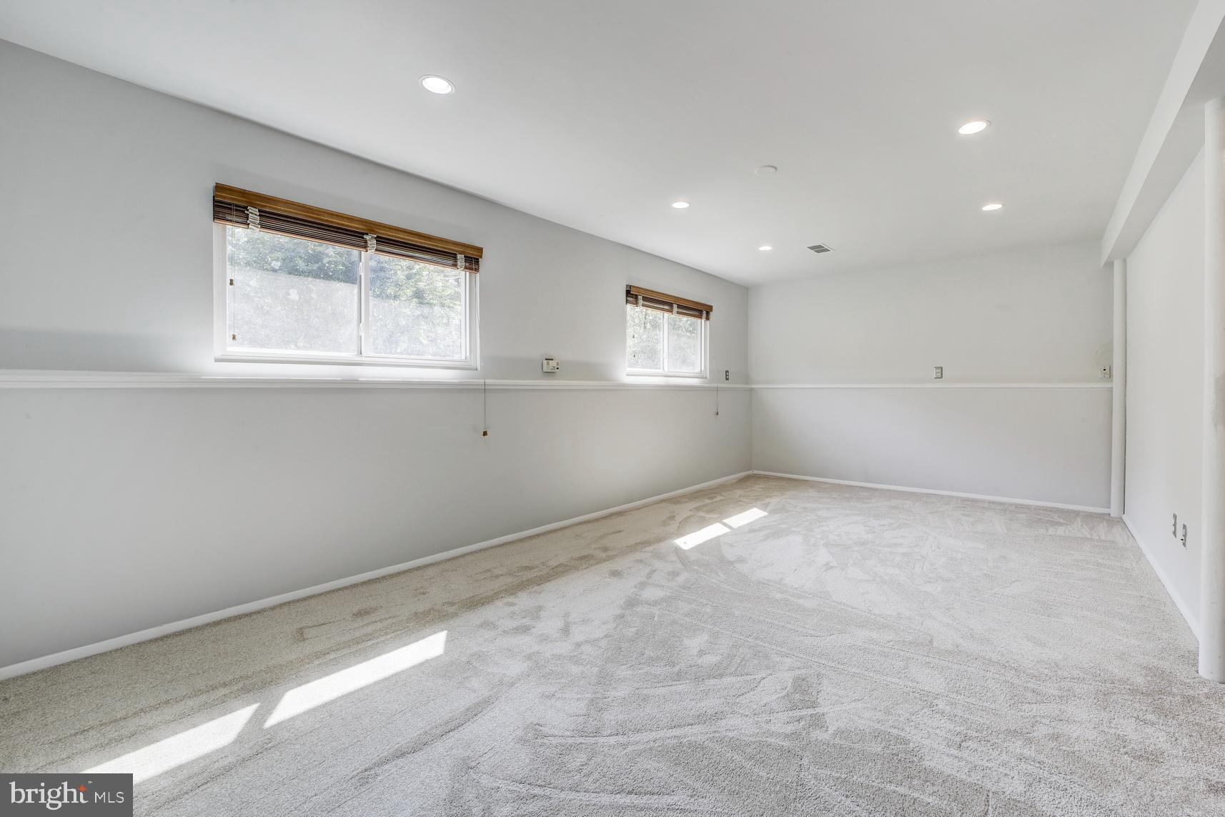8112 Karl Road Alexandria, VA 22308 - Photo 20 of 30 Family Room