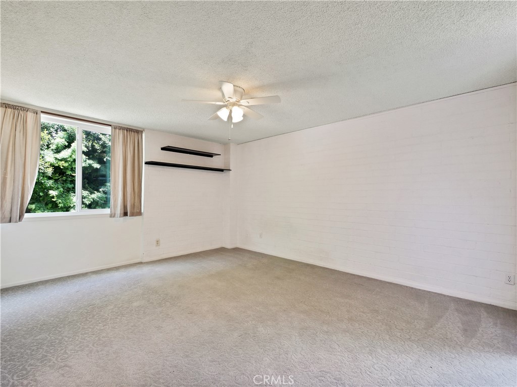 540 Kelton Avenue, Unit 204 Los Angeles, CA 90024 - Photo 13 of 15