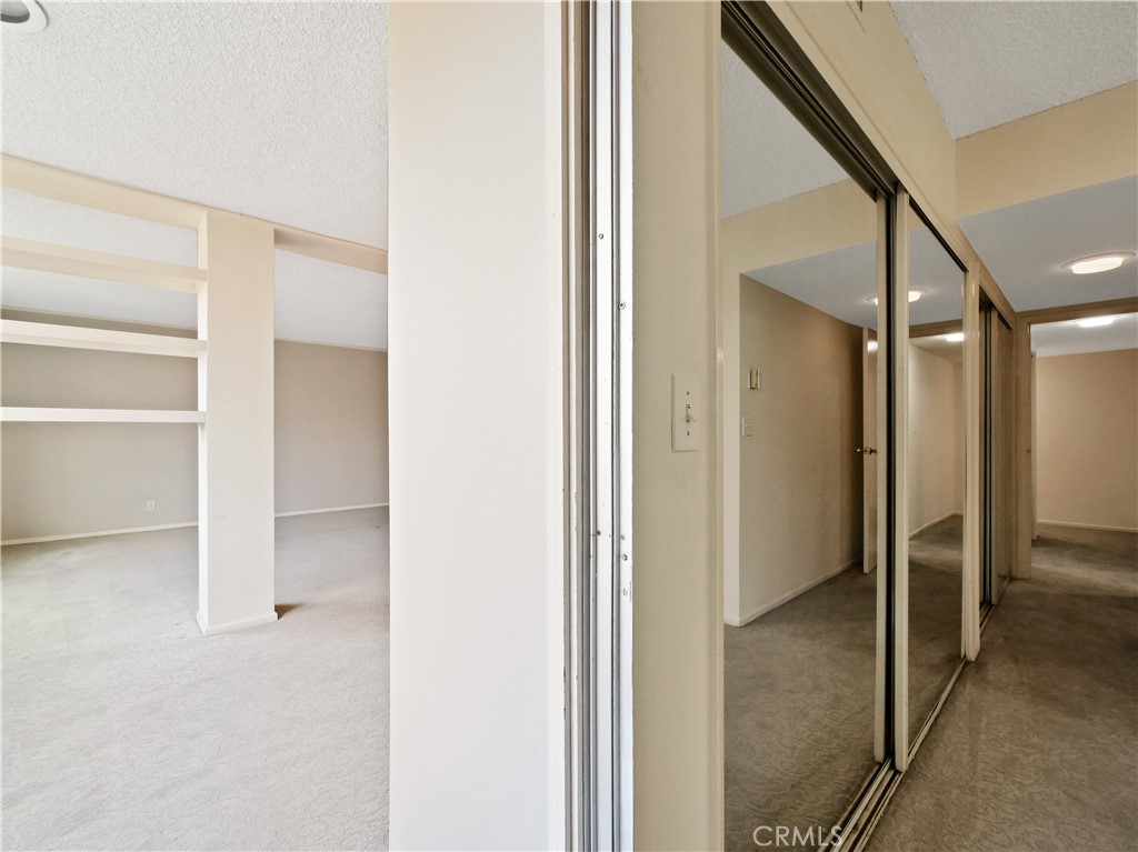 540 Kelton Avenue, Unit 204 Los Angeles, CA 90024 - Photo 14 of 15