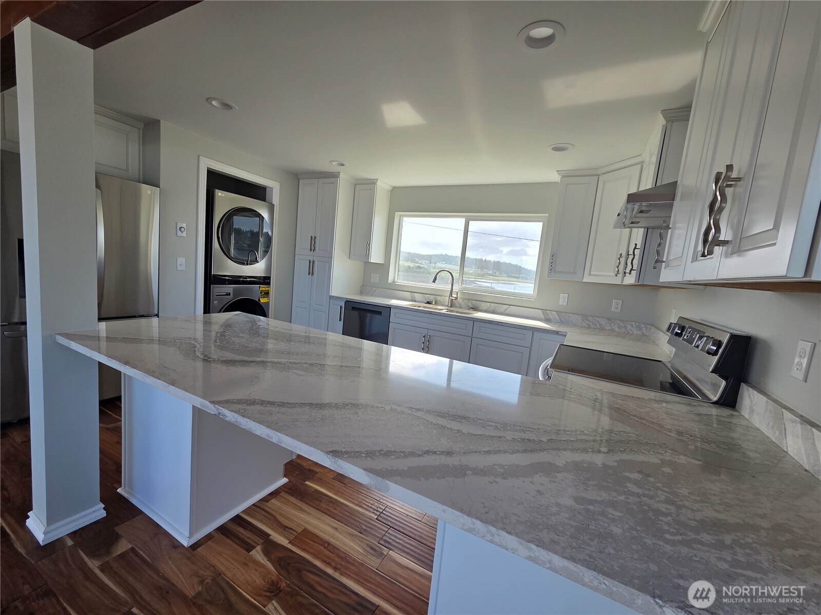 2629 West Beach Road Oak Harbor, WA 98277 - Photo 10 of 18