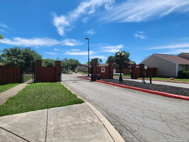 $155,000 | 9140 Timber Path, Unit 1204, San Antonio, TX 78250