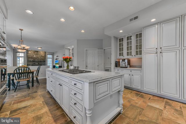 $1,103,000 | 20595 Biltmore Court, Sterling, VA 20165