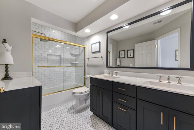 $1,103,000 | 20595 Biltmore Court, Sterling, VA 20165