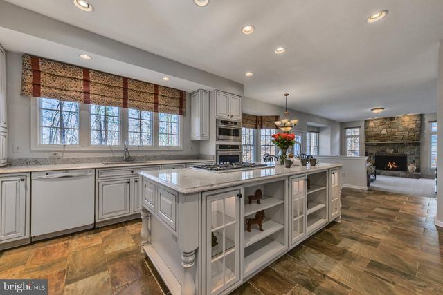 $1,103,000 | 20595 Biltmore Court, Sterling, VA 20165