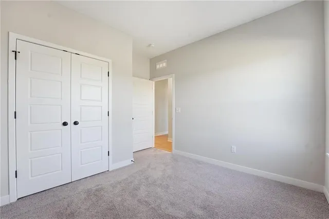 $459,500 | 9030 Southwest 5 Street, Blue Springs, MO 64064