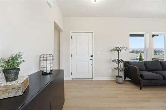 $459,500 | 9030 Southwest 5 Street, Blue Springs, MO 64064