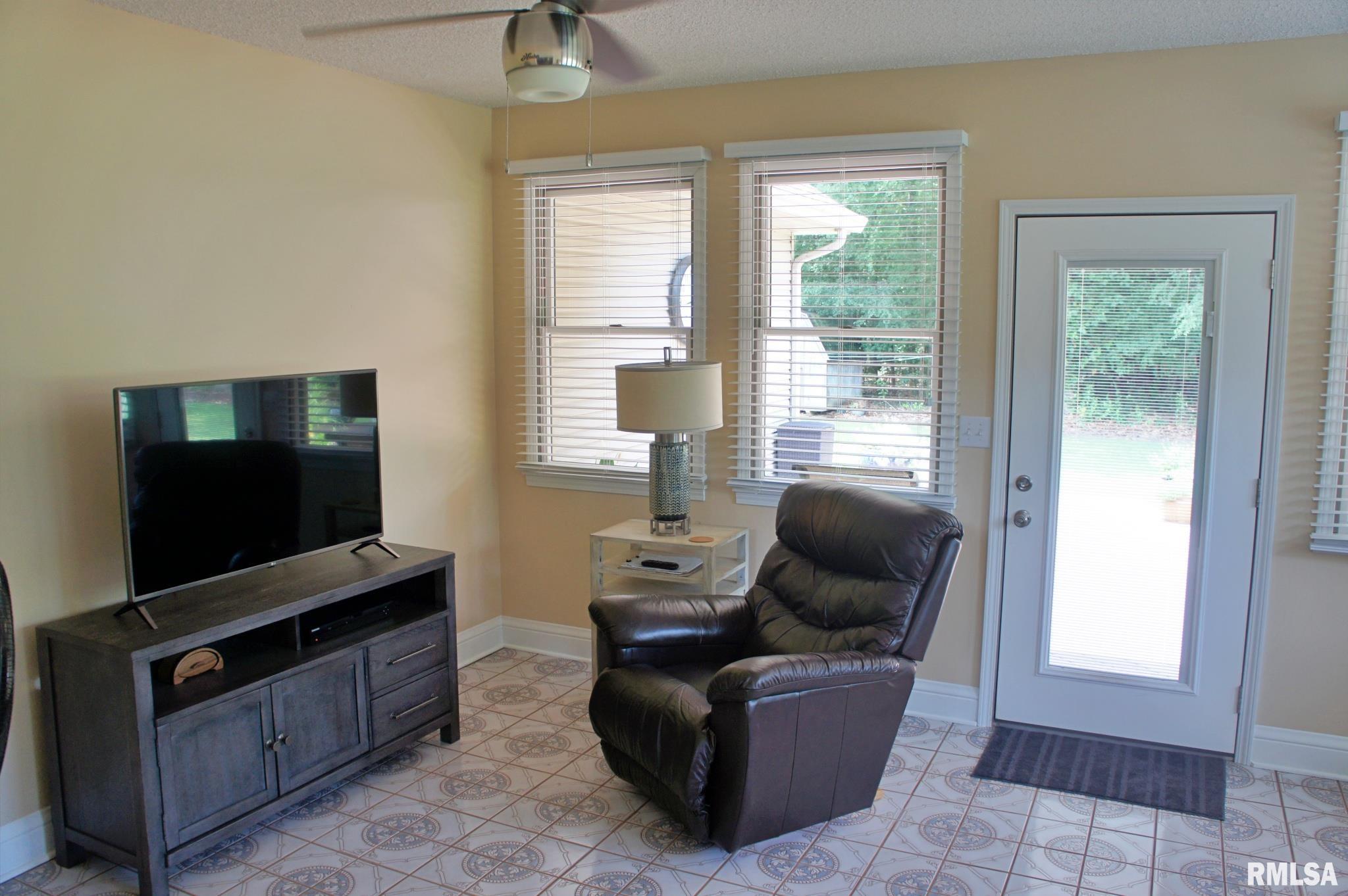 2733 Old Marion Road Metropolis, IL 62960 - Photo 38 of 78