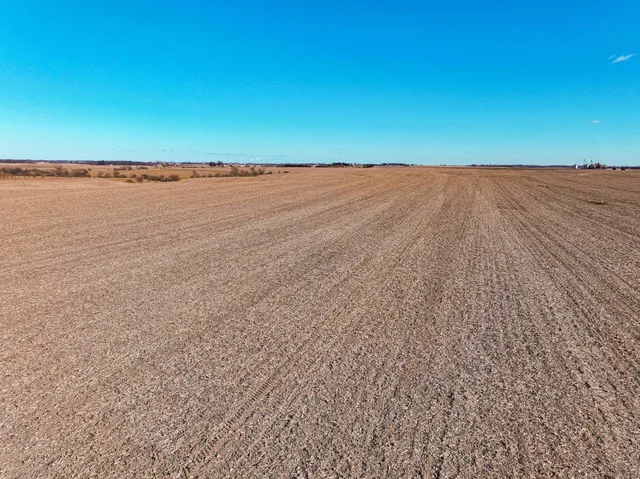 a view of an ocean beach