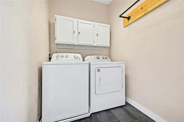 $450,000 | 1012 Northeast Barnes Drive, Lee's Summit, MO 64086