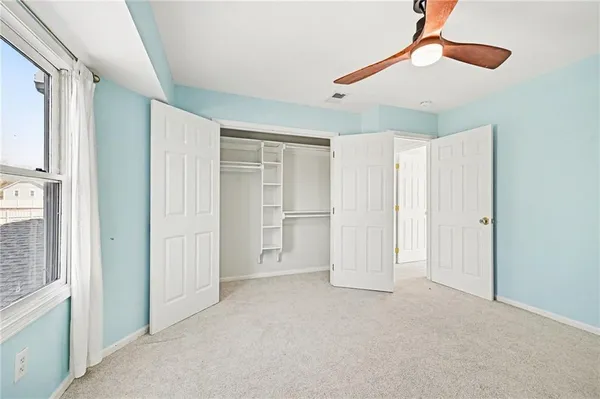 $450,000 | 1012 Northeast Barnes Drive, Lee's Summit, MO 64086