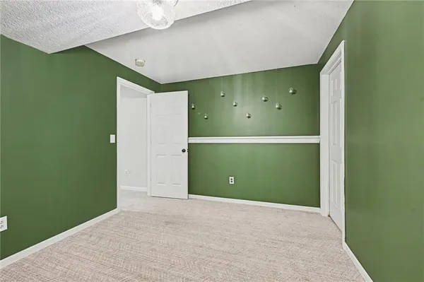 $450,000 | 1012 Northeast Barnes Drive, Lee's Summit, MO 64086