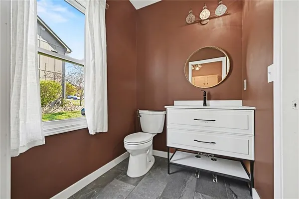 $450,000 | 1012 Northeast Barnes Drive, Lee's Summit, MO 64086