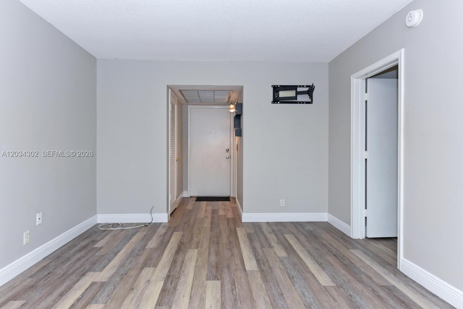298 Southwest 6th Street, Unit 103 Boca Raton, FL 33432 - Photo 18 of 26