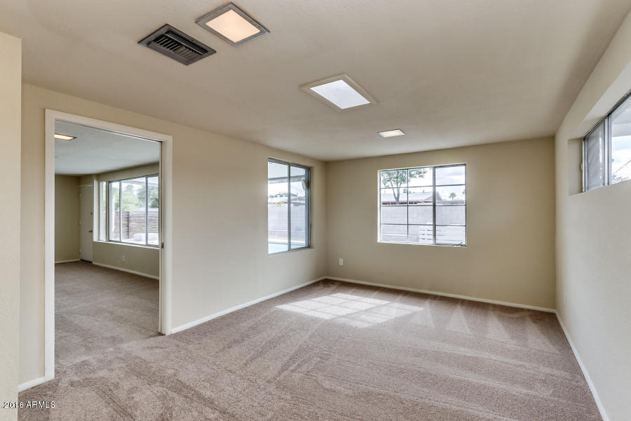 807 West Picadilly Road Phoenix, AZ 85013 - Photo 21 of 35 Master 2