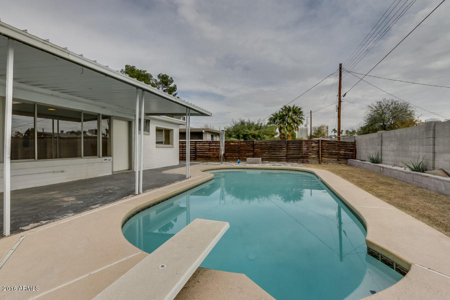 807 West Picadilly Road Phoenix, AZ 85013 - Photo 27 of 35 Pool 4