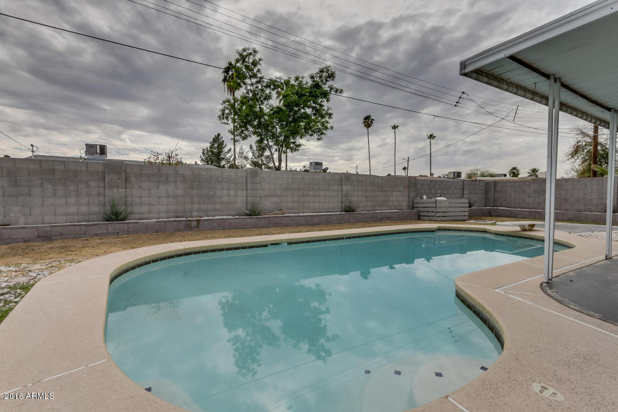 807 West Picadilly Road Phoenix, AZ 85013 - Photo 28 of 35 Pool 7