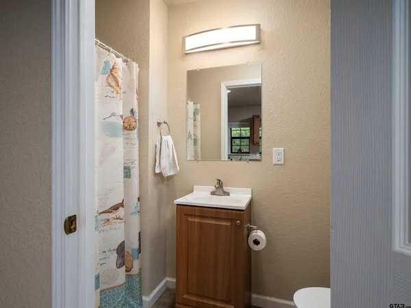 $975,000 | 10517 County Road 4101, Frankston, TX 75763