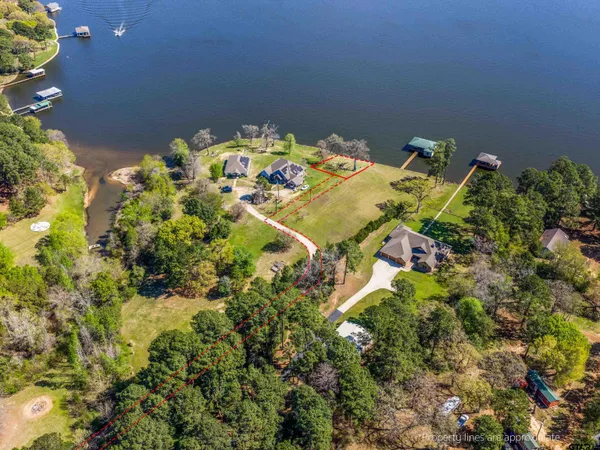 $975,000 | 10517 County Road 4101, Frankston, TX 75763