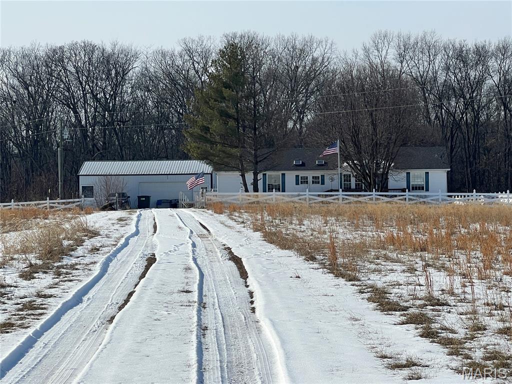 79 Pinnacle Lake Road New Florence, MO 63363 - Photo 2 of 2