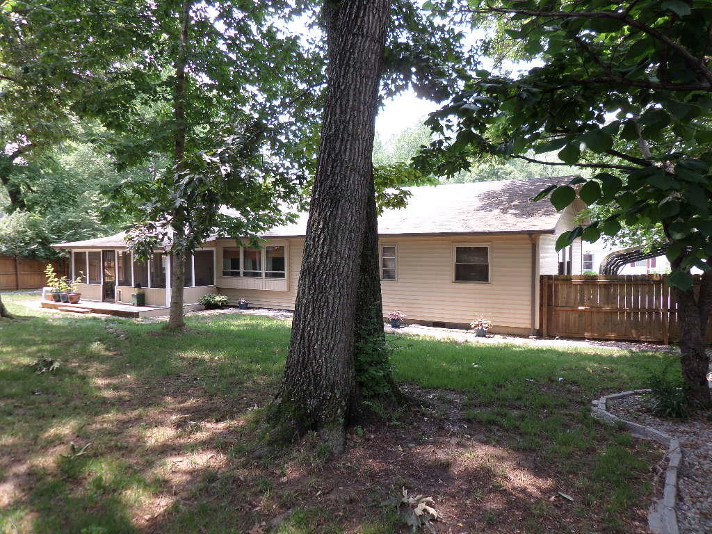 206 West Fairview Road Oak Ridge, TN 37830 - Photo 22 of 29 Back Yard