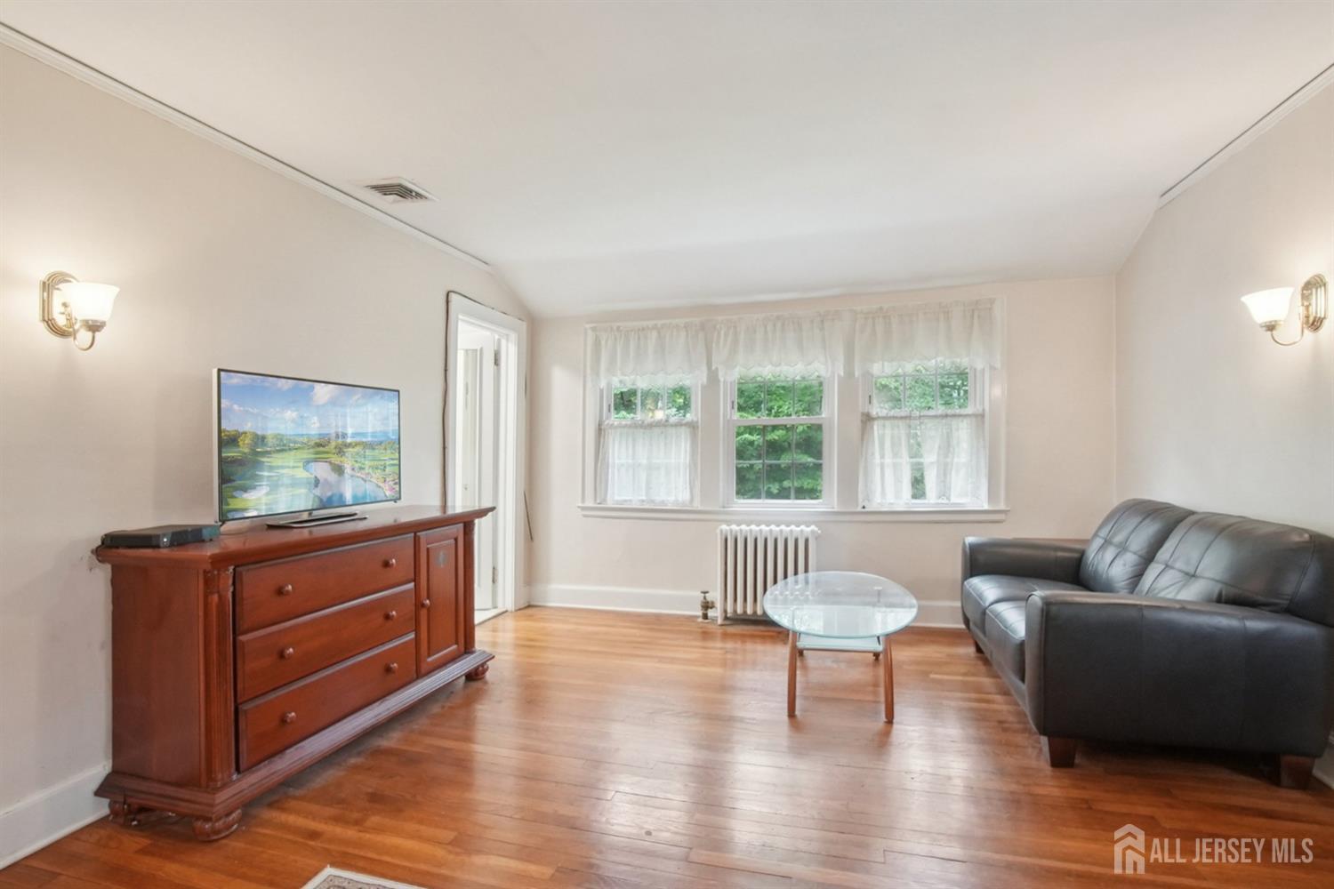 12 Edgewood Road Edison, NJ 08820 - Photo 32 of 68