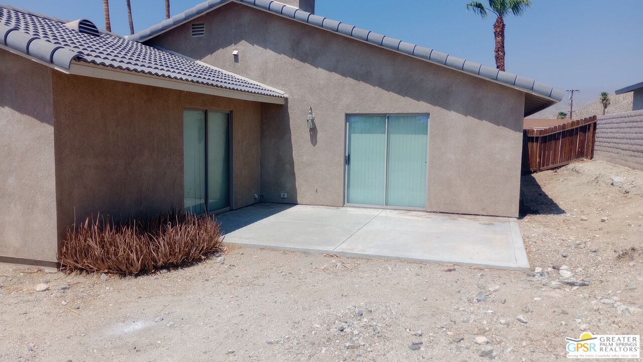 9700 Santa Cruz Road Desert Hot Springs, CA 92240 - Photo 37 of 37 a house with a outdoor space