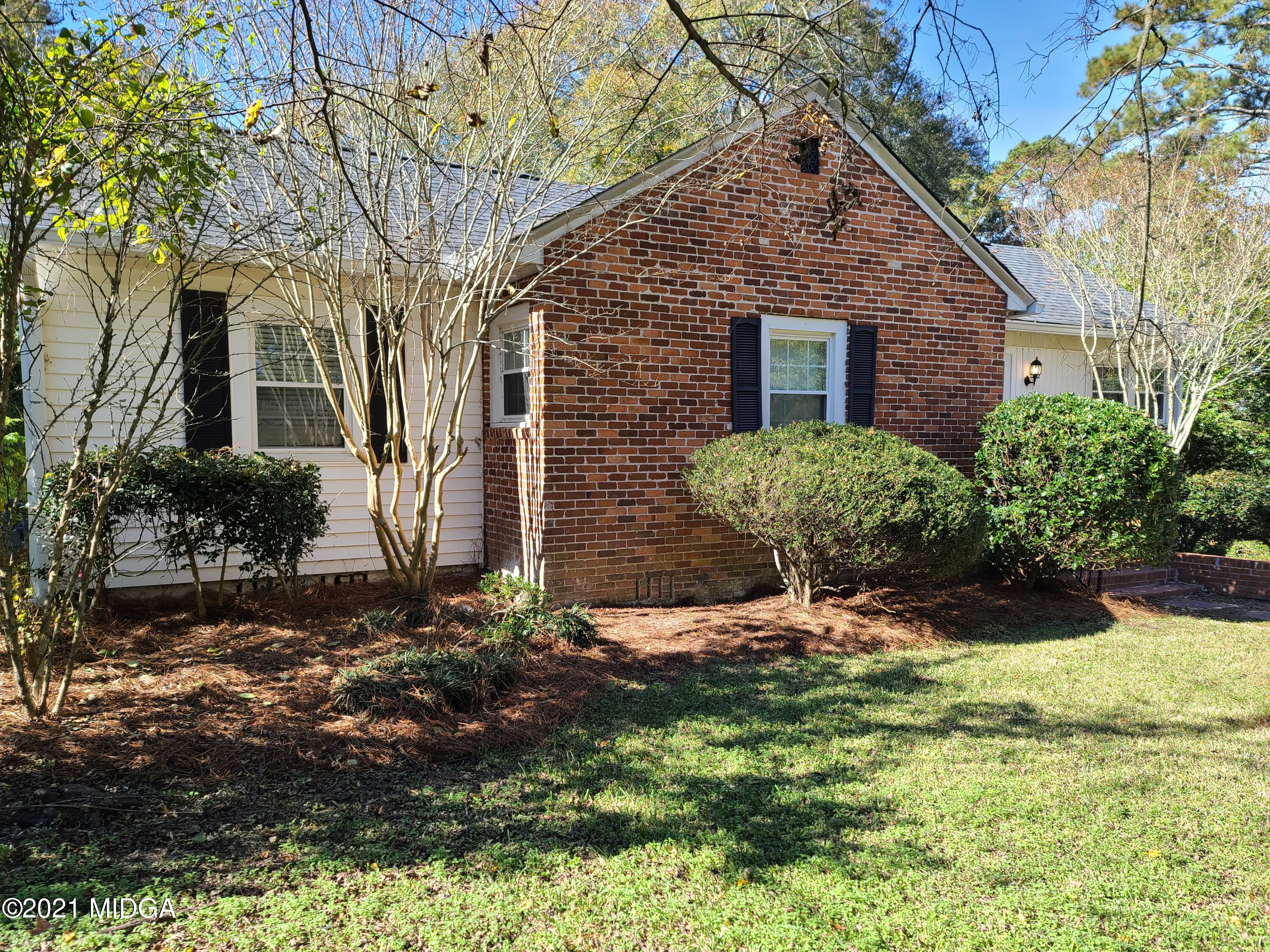 520 Pinecrest Road Macon, GA 31204 - Photo 4 of 27 20211124_125144