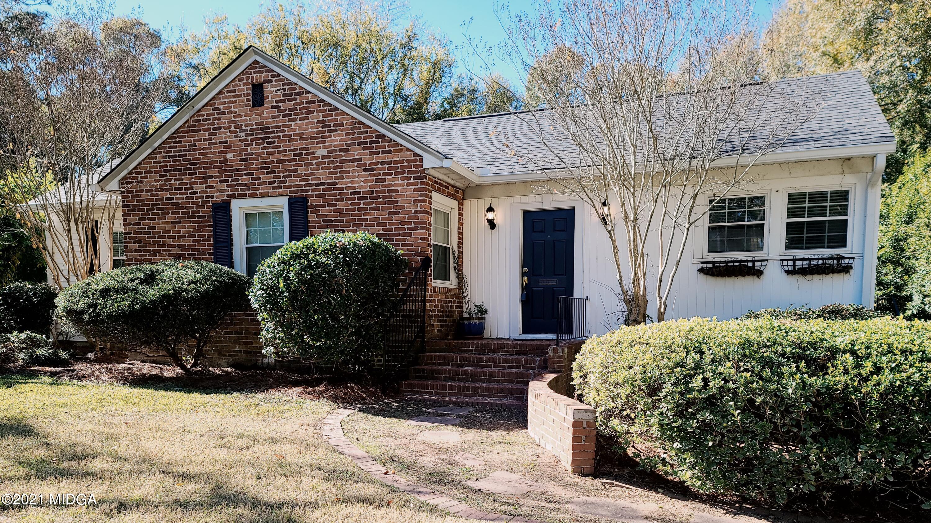 520 Pinecrest Road Macon, GA 31204 - Photo 6 of 27 20211124_124936_03