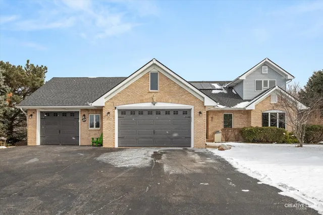 $430,000 | 1024 Independence Boulevard, Yorkville, IL 60560