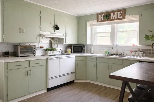 $149,000 | 31 East Central Avenue, Iva, SC 29655