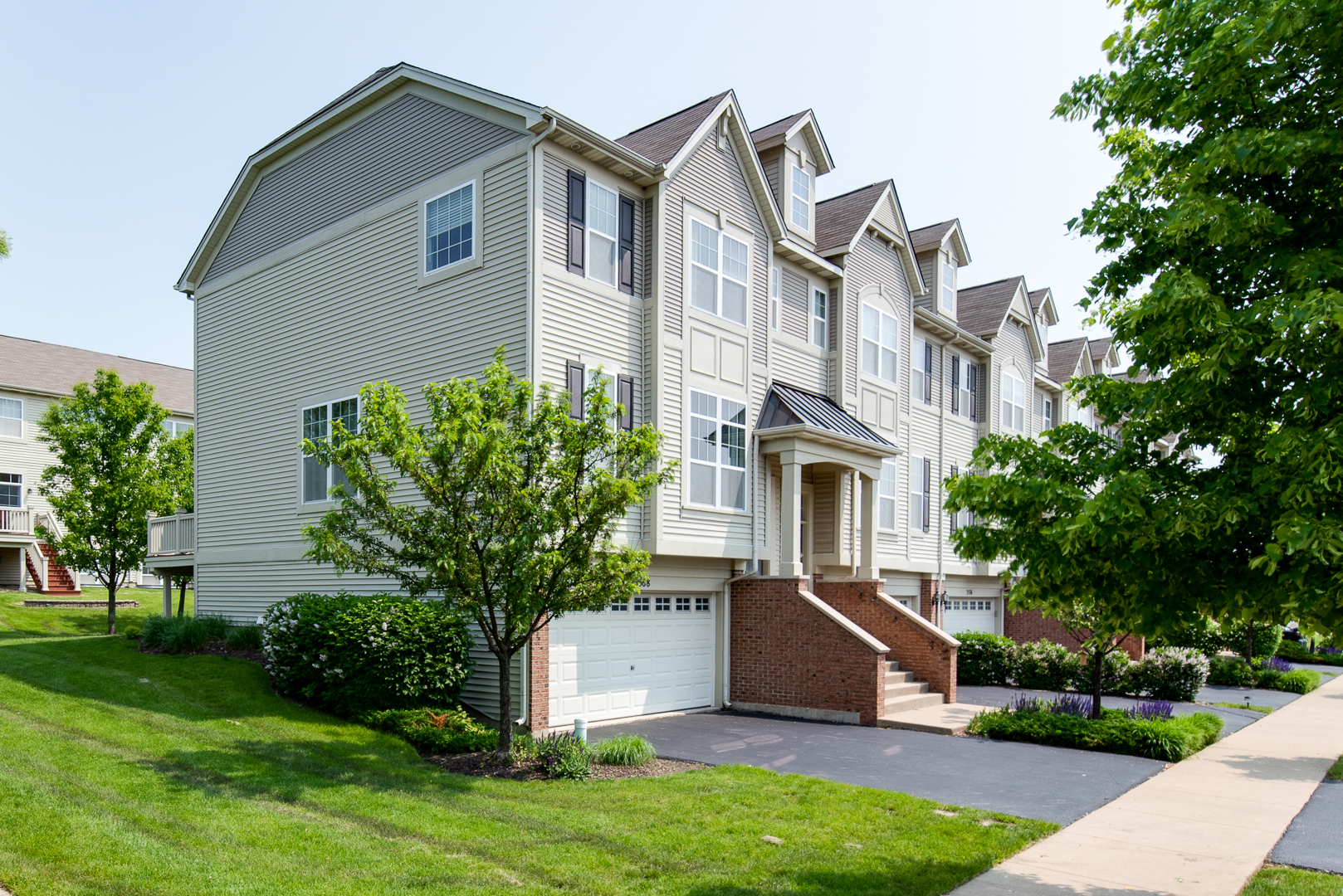 3568 Gabrielle Lane Aurora, IL 60504 - Photo 2 of 27