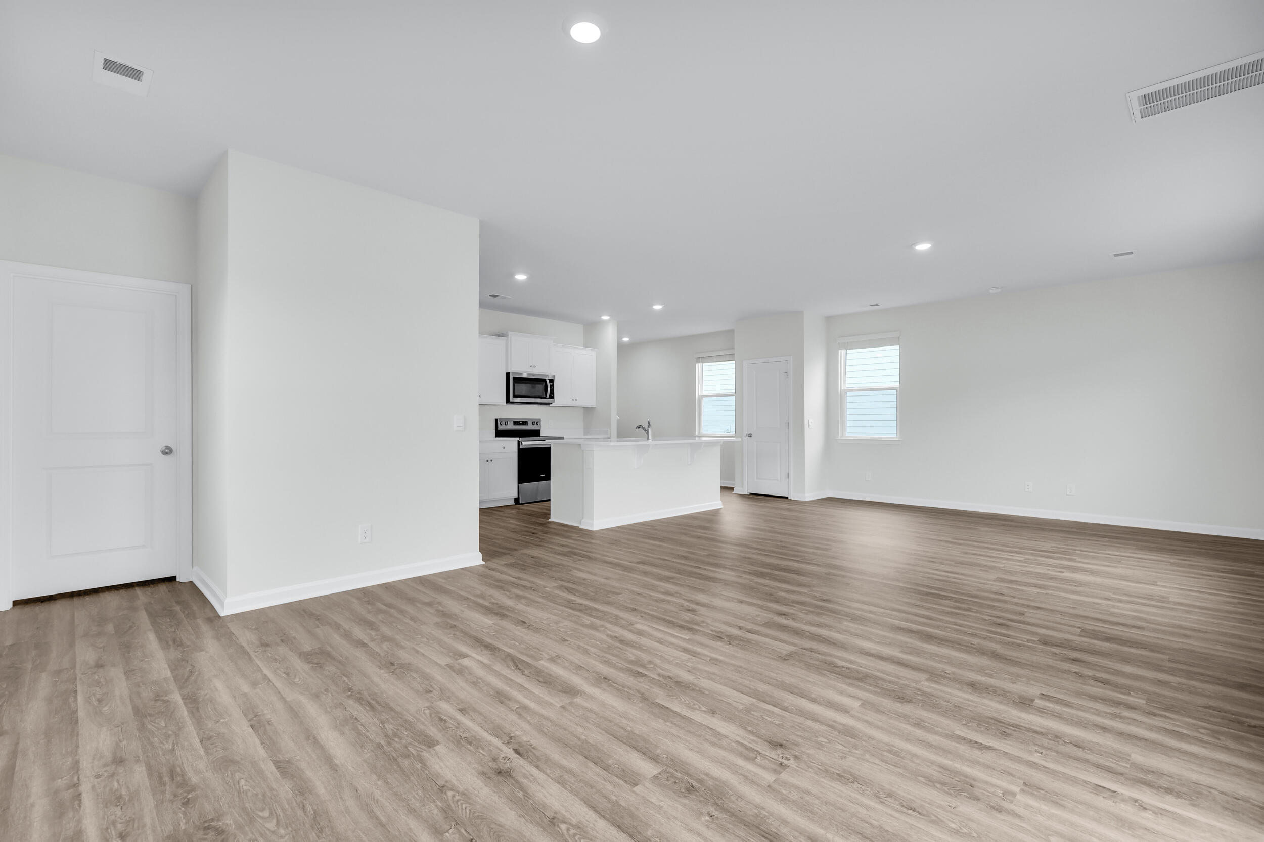 8039 Precious Court Ravenel, SC 29470 - Photo 6 of 36 14_ru4a0021