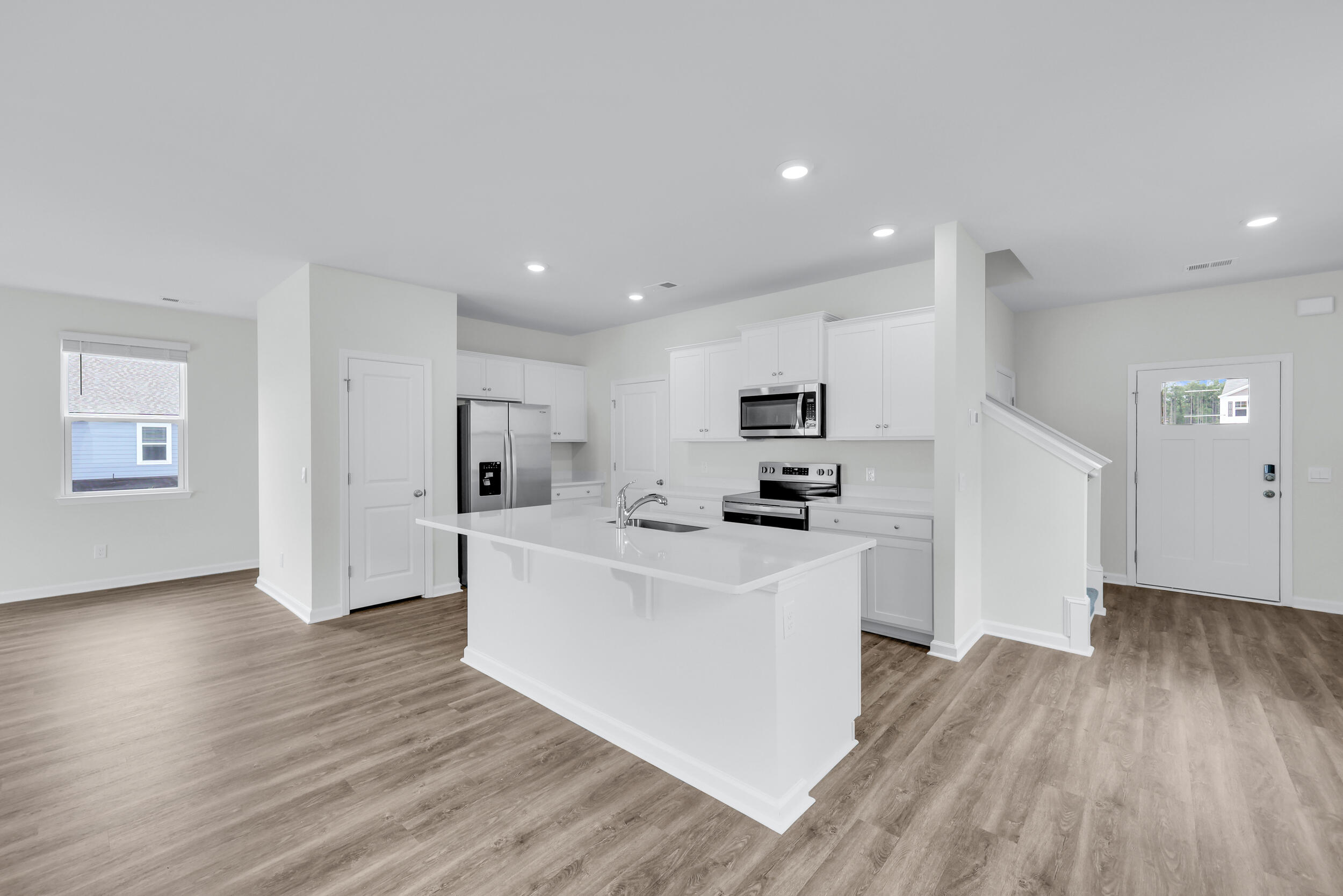 8039 Precious Court Ravenel, SC 29470 - Photo 9 of 36 17_ru4a0046