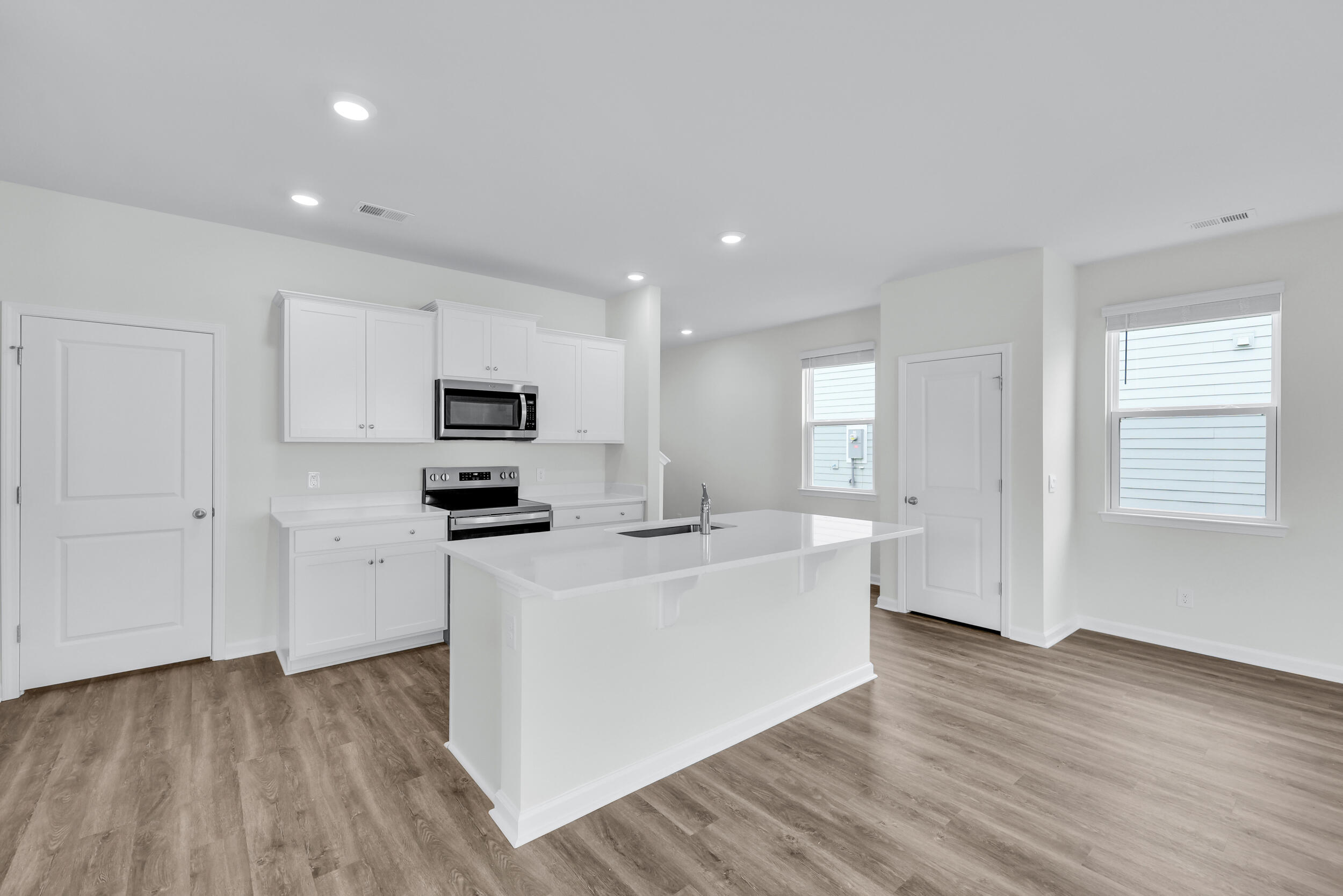 8039 Precious Court Ravenel, SC 29470 - Photo 10 of 36 18_ru4a0051