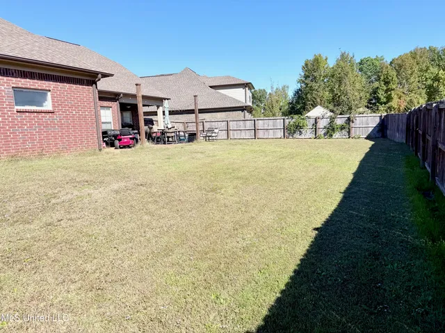 $410,000 | 5540 Pinetree Loop South, Southaven, MS 38672