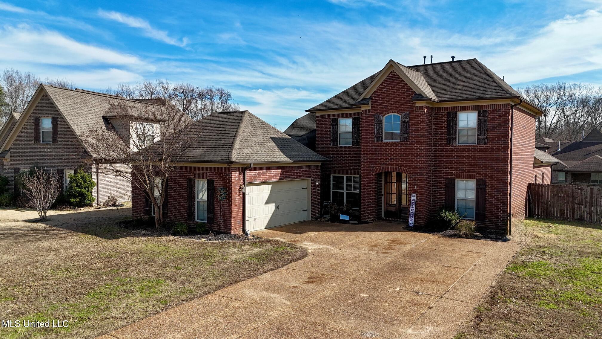 5540 Pinetree Loop South Southaven, MS 38672 - Photo 4 of 26 Front