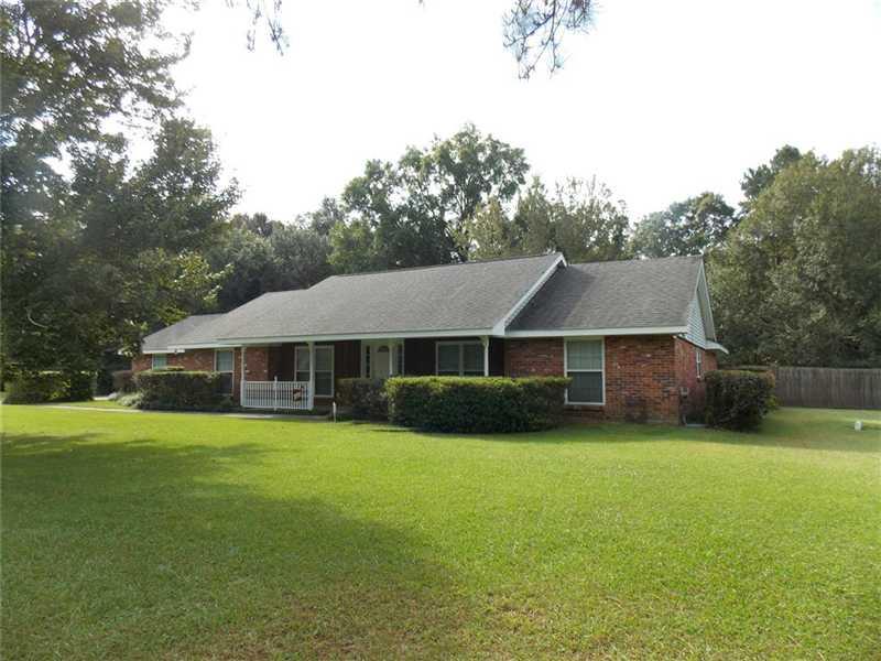 117 Rue Holiday Slidell, LA 70461 - Photo 1 of 25 Gallery Image 1