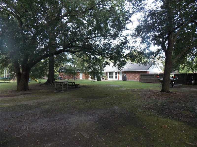 117 Rue Holiday Slidell, LA 70461 - Photo 22 of 25 Gallery Image 22